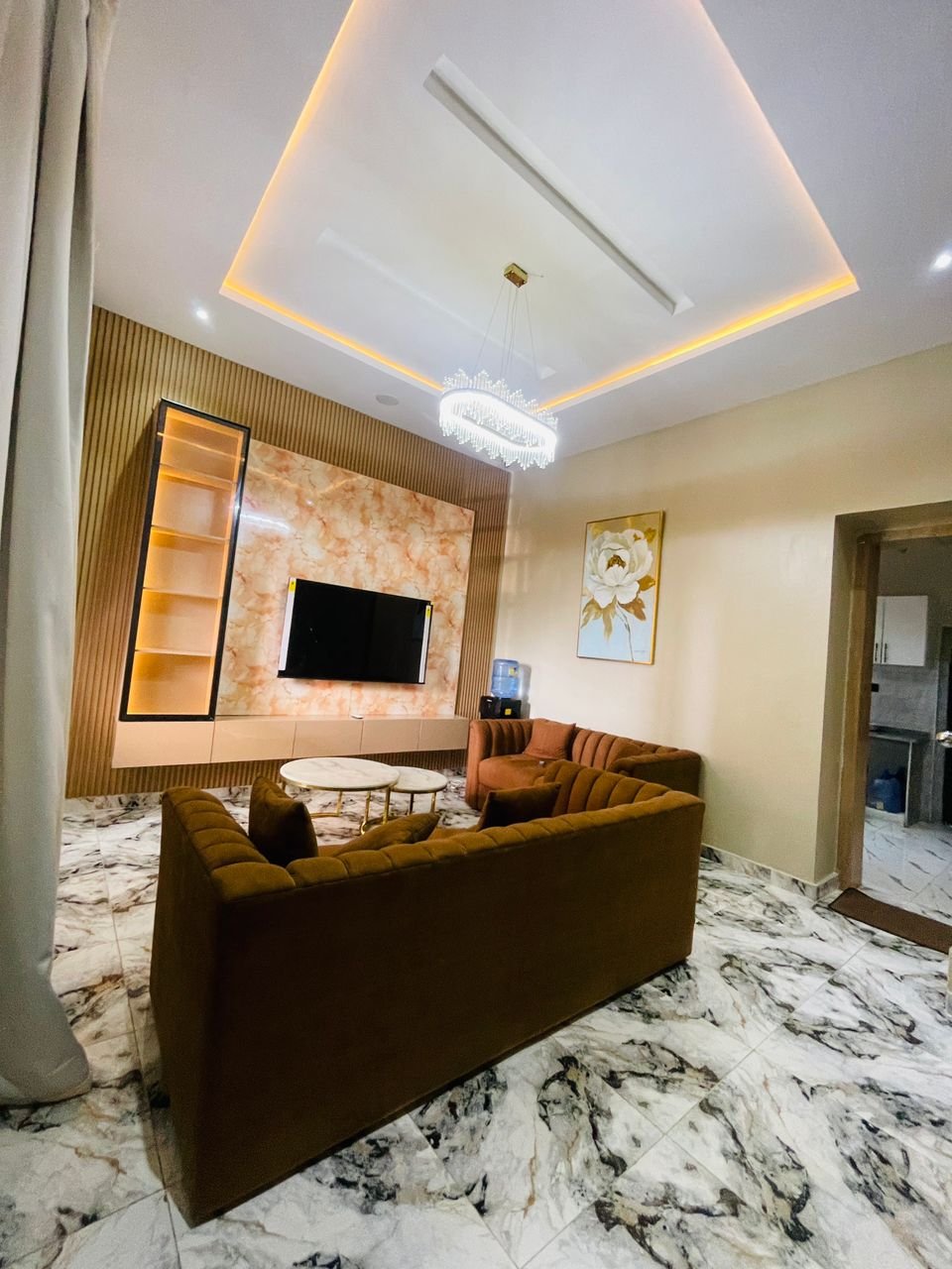 Fully furnished 3bedroom Shortlet Apartment